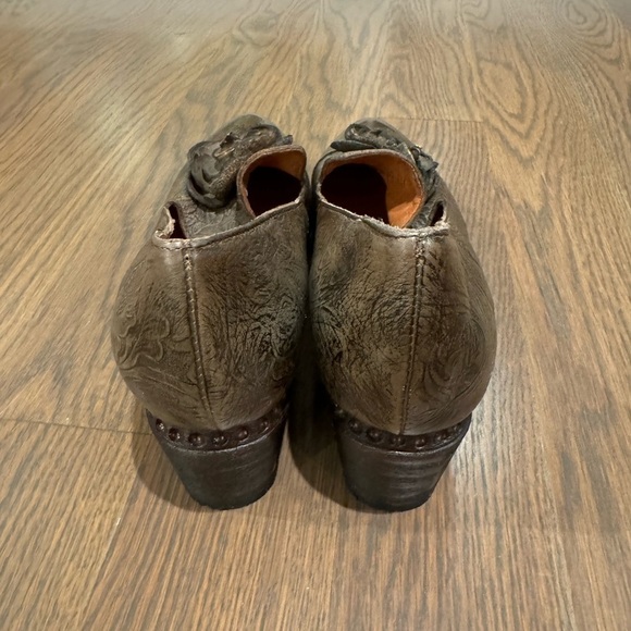 L’ARTISTE Noora Floral Tooled Pump size 42 10.5 11 NEW fairycore - Picture 5 of 9